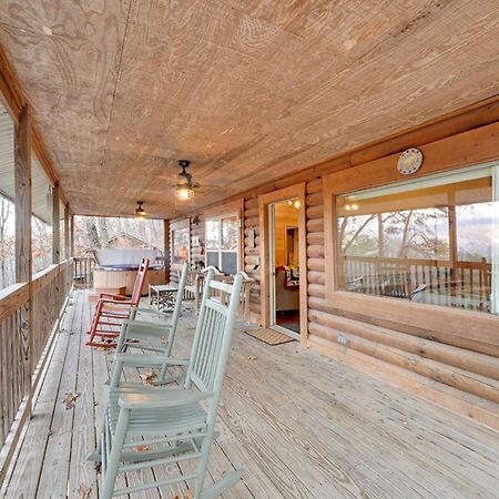 Cozy Deer Glen Cabin With Private Hot Tub And Porch! Bryson City Exterior photo